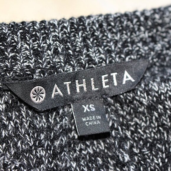 Athleta - XS fits Large!! - Cashmere Blend Pullover Sweater - Extreme Oversize - Picture 4 of 7